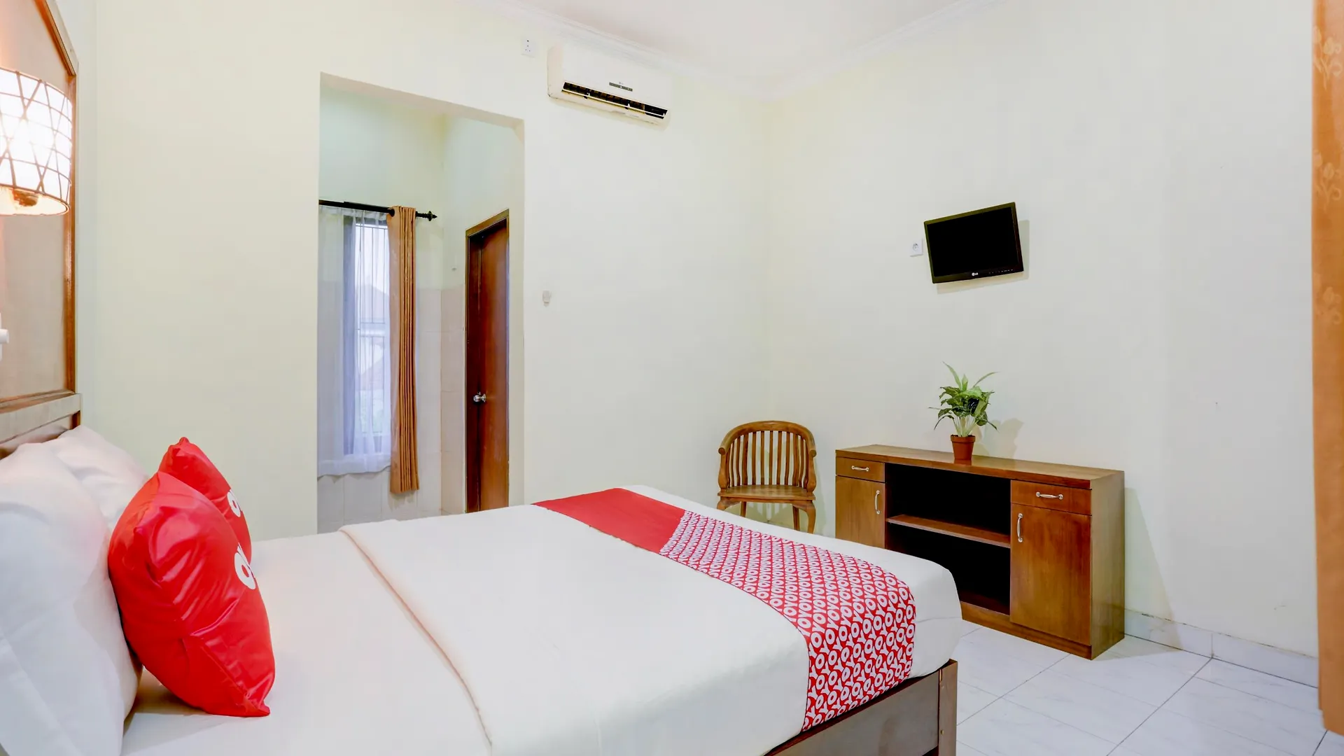 Teges Inn Kuta Kuta  2*, Kuta (Bali)