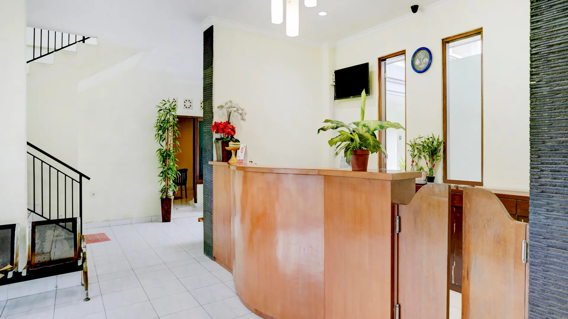 Hotel Teges Inn Kuta Kuta